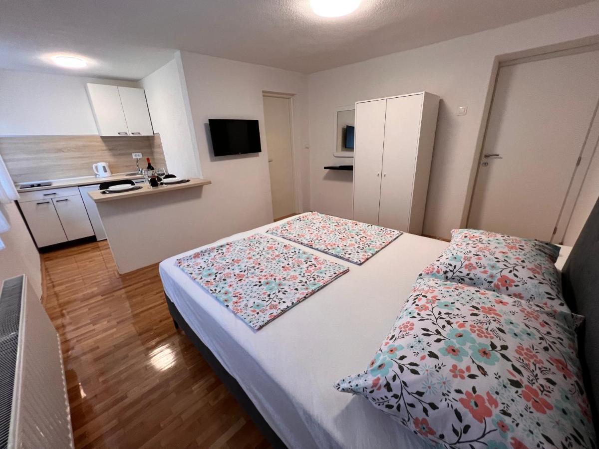 Guest House Kiwi Mostar Zewnętrze zdjęcie