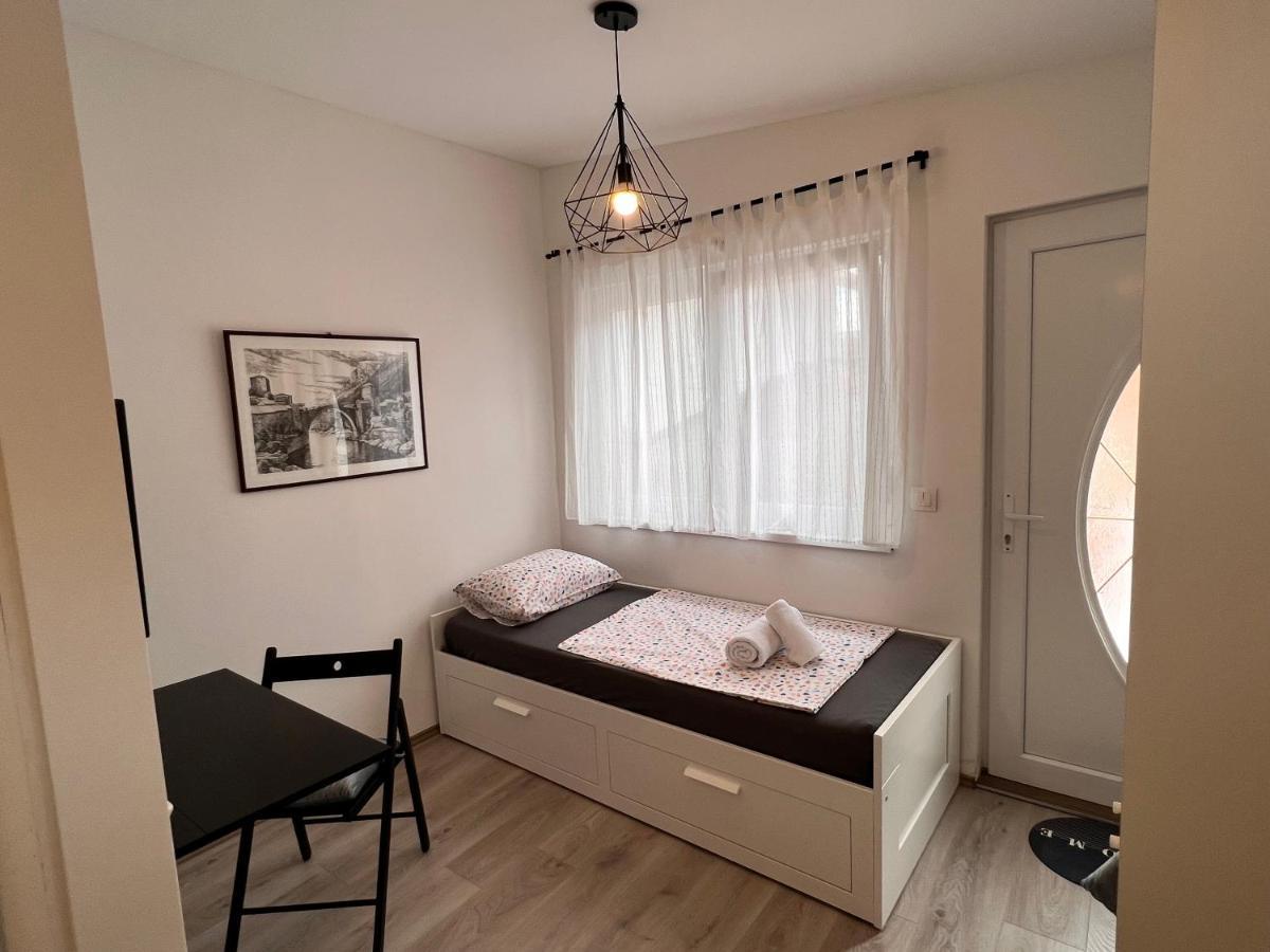 Guest House Kiwi Mostar Zewnętrze zdjęcie